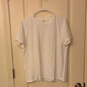 Uniqlo White Crew Neck Tee
